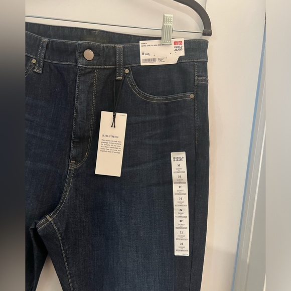 Uniqlo Ultra Stretch High Rise Ankle Jeans - Size 32 - Picture 2 of 3
